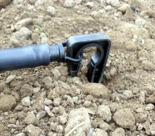 plastový bodec pro 16mm potrubí  IRRIGATION brown